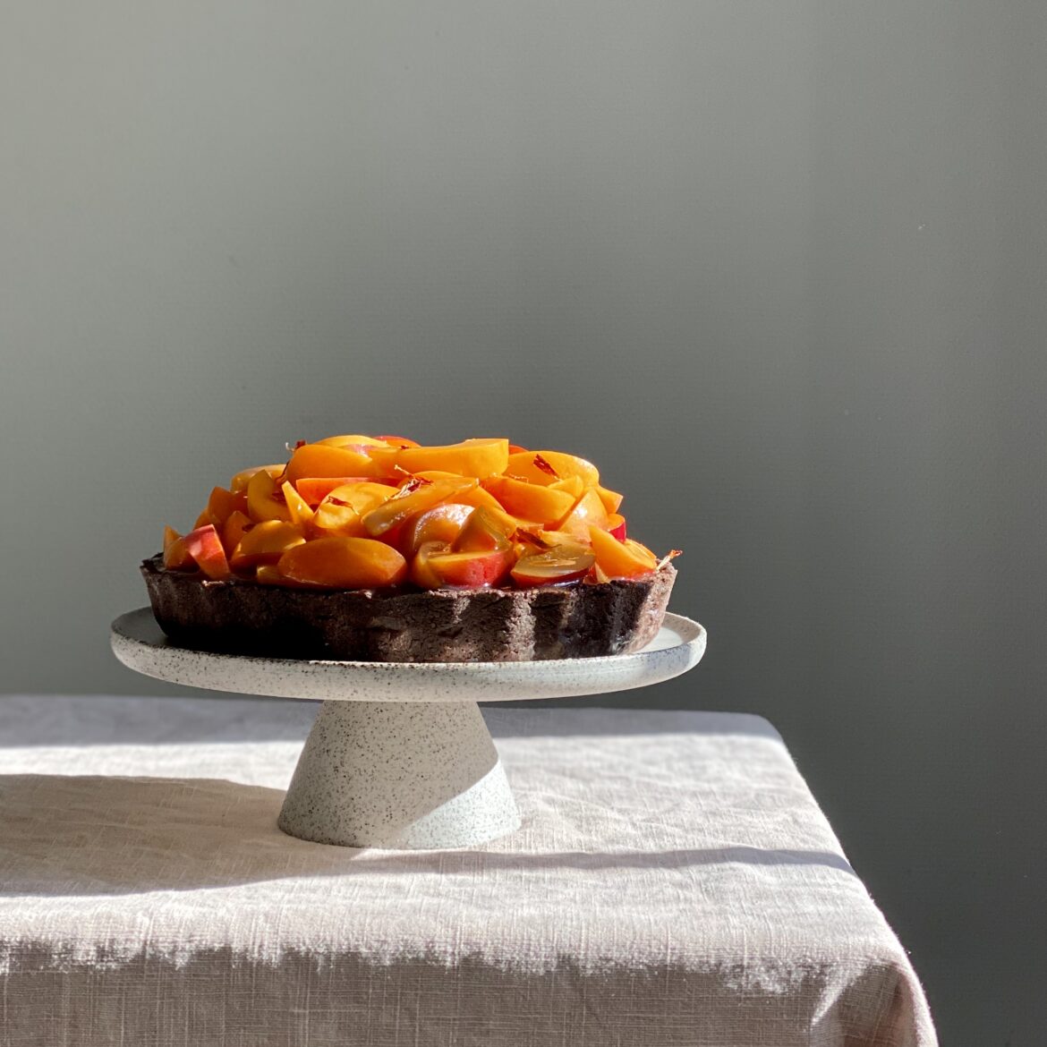 chokoladen Tarte mit Aprikosen