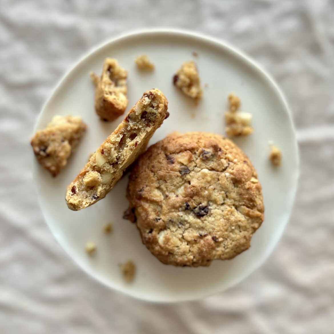 Ingwer-Macadamia-Cookie