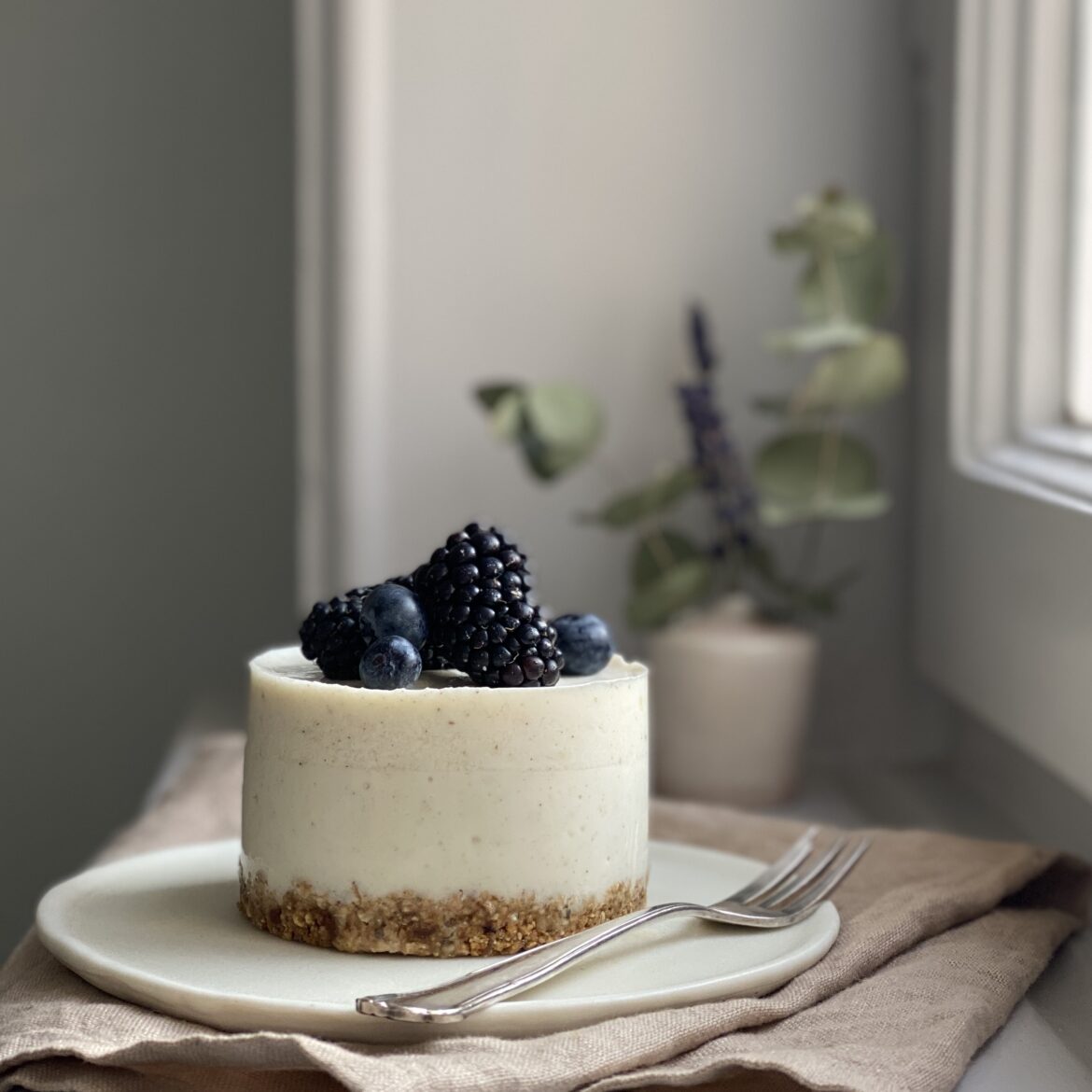 Joghurt-Törtchen-Granola-Boden