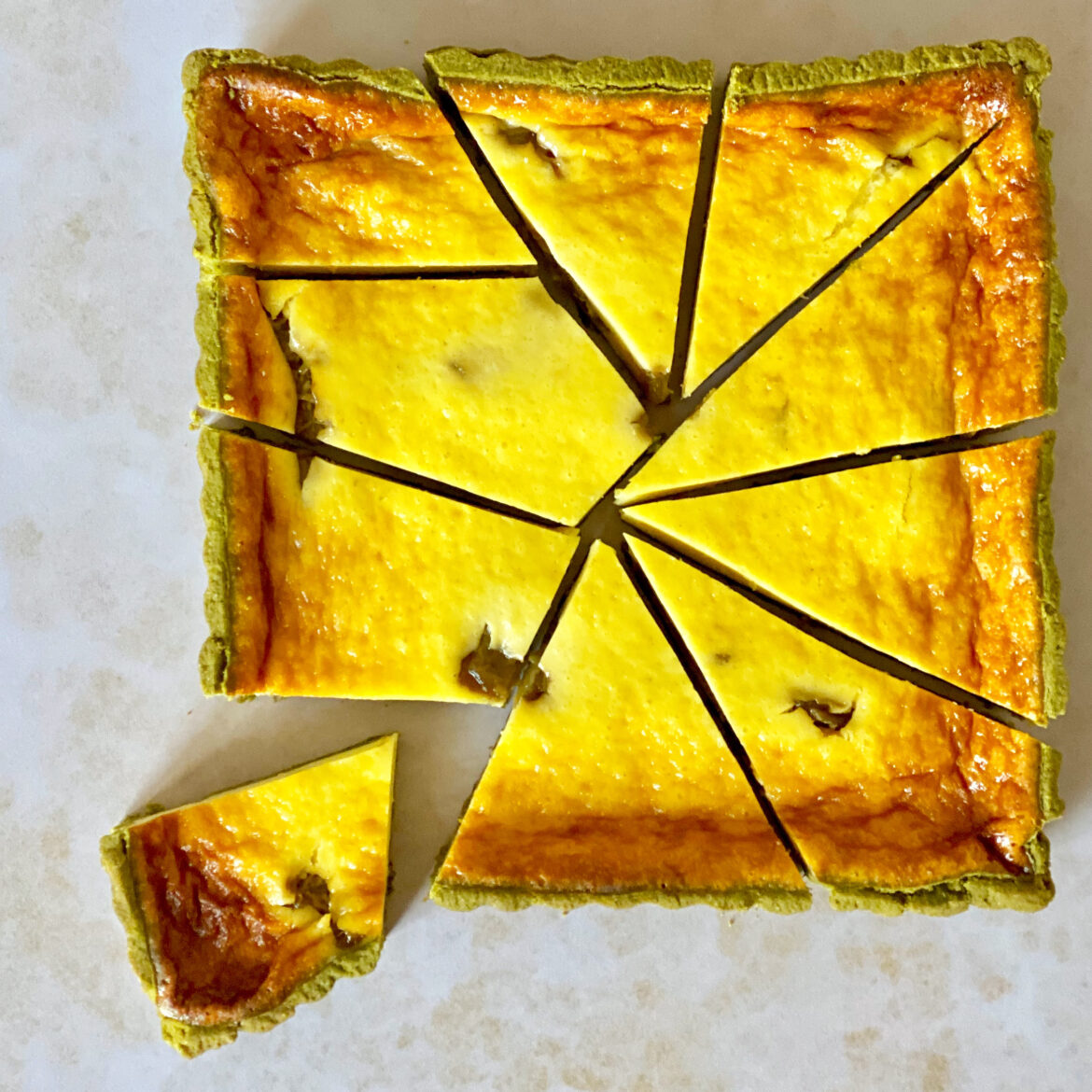 Matcha-Rhabarber-Sauerrahm-Tarte