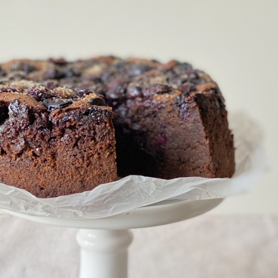 Schoko-Heidelbeerkuchen (glutenfrei) - Mrs T - süße Delikatessen